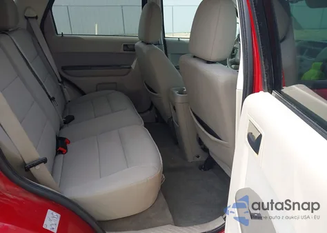 2011 Ford Escape Xlt из США, поврежденный, VIN 1FMCU9D75BKA36900